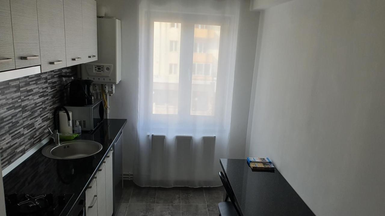 Fim Apartament Apartamento Hunedoara Exterior foto